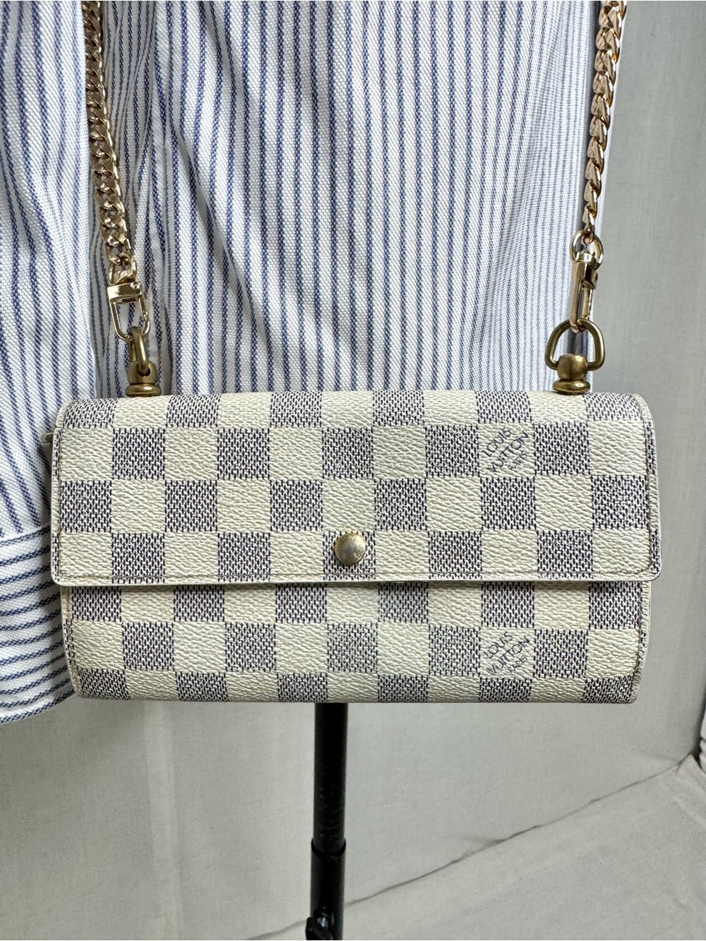 Louis Vuitton Sarah Wallet Damier Azur Crossbody Conversion